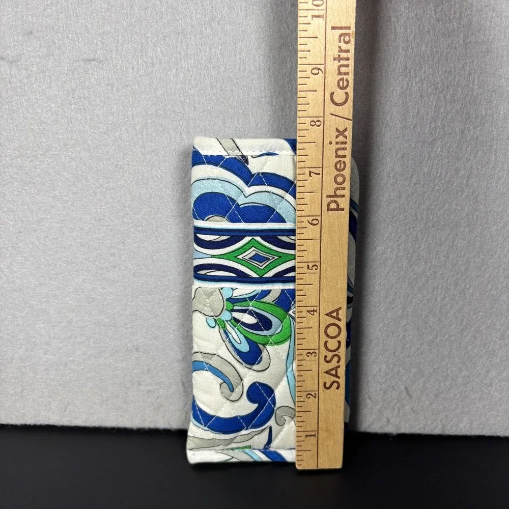 Vera Bradley Mediterranean White Eyeglass Case Quilted Soft Pouch Rare Retired